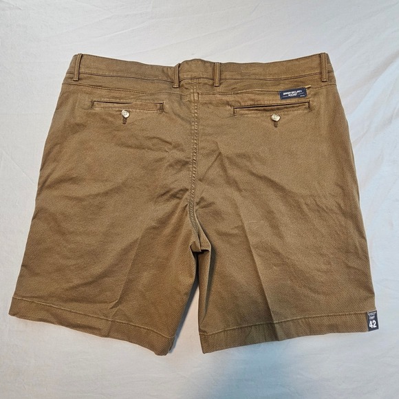 Roundtree & Yorke Sz 42 Straight Fit Shorts Brown Geo Design 9" inseam NWT L887 - Picture 5 of 6